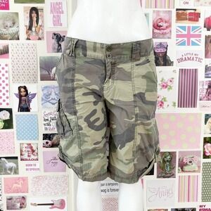 gap surplus camo cargo shorts size 8
